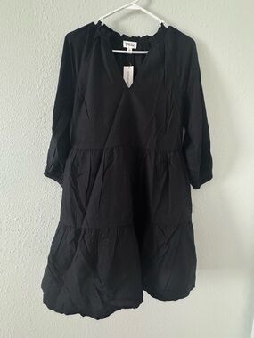 Unknown Brand Black Tiered Midi Dress